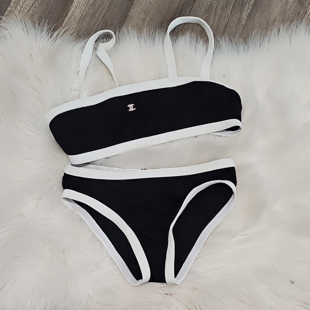 CHANEL Elegant Black and White Bikini